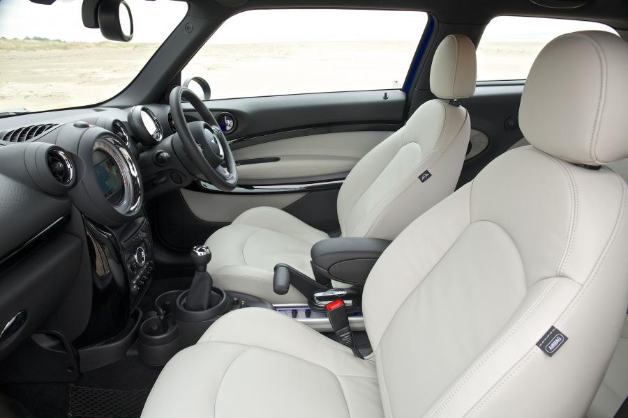  Mini Paceman Cooper SD 2013 года  (UK) (фото 15 из 97)